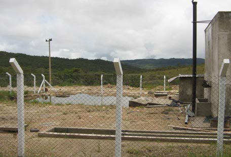 Estação de Tratamento de Esgoto (ETE) na Vila de São Jorge - Não há como funcionar e tem se discutido, inclusive, o deslocamento de localização.