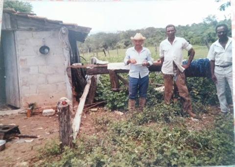 Seo João Beltrão e companheiros na hora do 'rancho". Foto: Arquivo da família.
