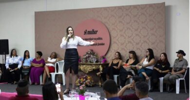 EMPODERAMENTO FEMININO E OBRAS – Lideranças femininas participam de mais uma etapa da Jornada da Valorização da Mulher, em São João d’Aliança.