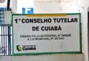 APÓS USO DE DROGAS – Padrasto é preso suspeito de espancar criança de 1 ano em Cuiabá; mãe adolescente é apreendida.