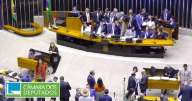 ENDURECENDO AS REGRAS – Comissão da Câmara barra condenados por racismo e crimes contra vulneráveis em cargos públicos.
