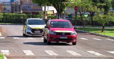 NOVA CNH – Autoescolas não vão acabar: governo esclarece mudanças na CNH e criação de instrutor autônomo.