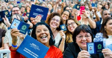 CONQUISTA PARA PROFESSORES – MEC anuncia solicitação da Carteira Nacional Docente do Brasil