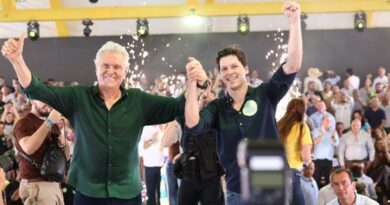 DEMONSTRAÇÃO DE FORÇA – Caiado reúne 209 prefeitos e lança Daniel Vilela ao governo.