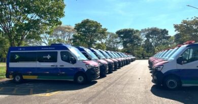 ATENDIMENTO ESPECIALIZADO – Governo federal reforça saúde de São João d’Aliança com nova ambulância Tipo A.