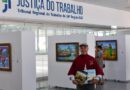 ARTE & CULTURA – Luz e cores da Chapada dos Veadeiros marcam exposição de Otoniel Fernandes no TRT-GO.